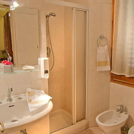 Bed and Breakfast Florence Room B&B