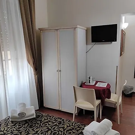 Couette-café Florence Room B&B 3*