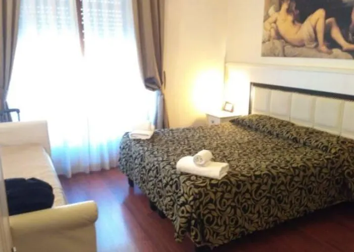 فندق مبيت وإفطار Florence Room B&B