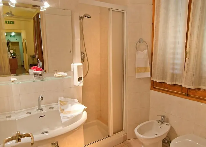 فندق مبيت وإفطار Florence Room B&B